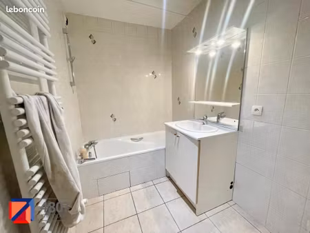 appartement 3 pièces 64 m²