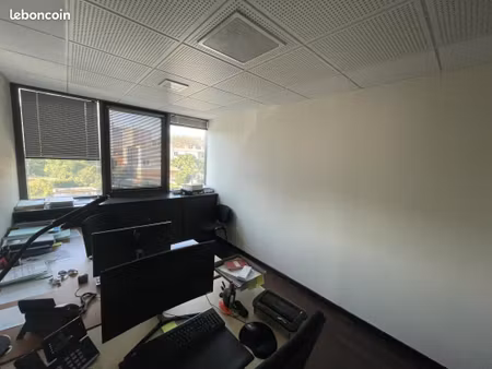 bureaux 120 m²