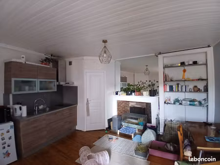 grand studio porte de france