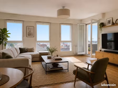bordeaux caudéran – petite rue calme – appartement t4 avec ascenseur  balcon et garage