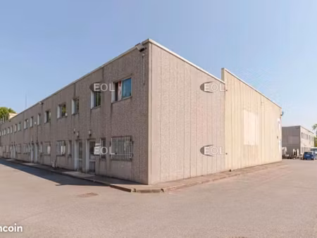local bureaux 176 m²