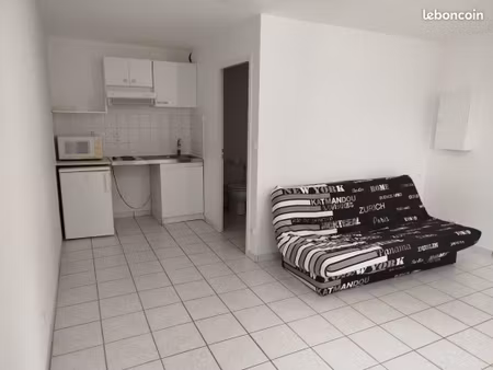 studio 25 m² – rdc résidence arborée – parking inclus