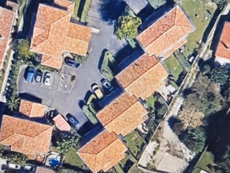 location maison t3 en vide  a l annee hors agence  tosse centre de 75m2 + très grand jardi