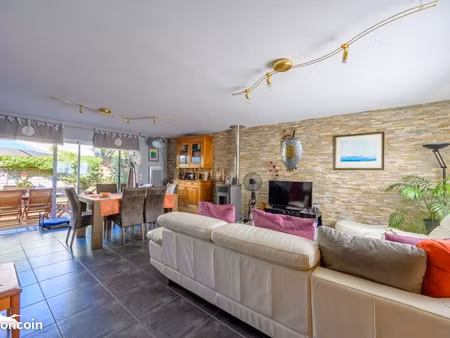 maison de ville 4 pièces 107 m²