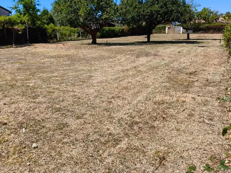 terrain constructible 1156 m2 avec possibilité de construire 2 maisons