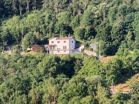 villa 8 pièces 268 m²
