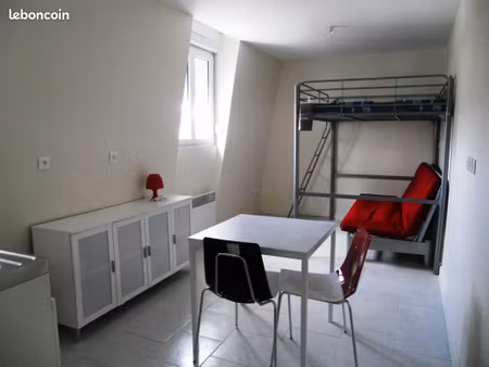 studio 1 pièce 18 m²