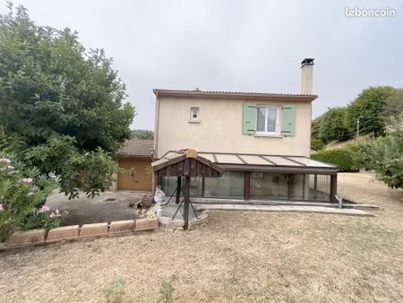 maison 8 pièces 107 m²