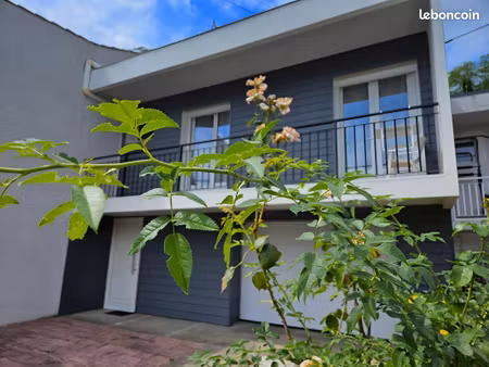 le passage maison renovee 5 pieces 130 m² - 3 chambres- double garage- jardinet - terrasse