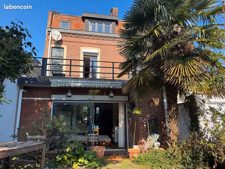 maison 6 pièces 163 m²