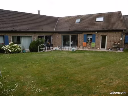maison 7 pièces 185 m²