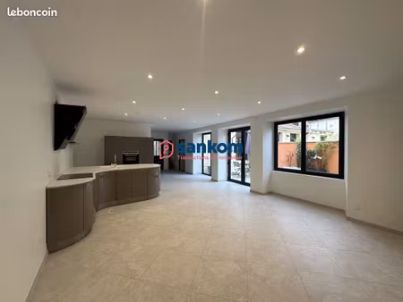 appartement 3 pièces 105 m²