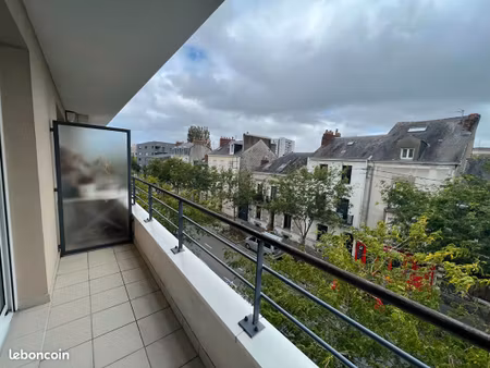 appartement 3 pièces 65 m²