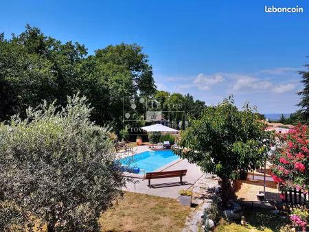 villa 5 pièces 129 m²
