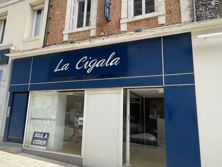 local commercial rue piétonne à fecamp
