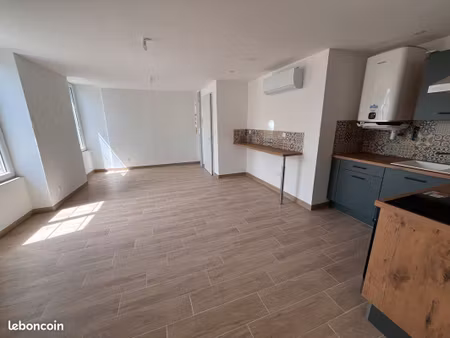 bel appartement t3 rénové à proximité du centre-ville de blois