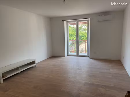 appartement t4 à louer de 90m2 /roquefort sur garonne