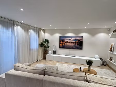 duplex 4 pièces refait à neuf avec balcons  parking & box – bezons
