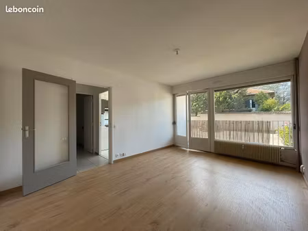 studio 1 pièce 35 m²