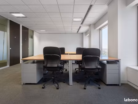 louez un grand espace de bureau pour 50 personnes à bourges  charles pathé bourges