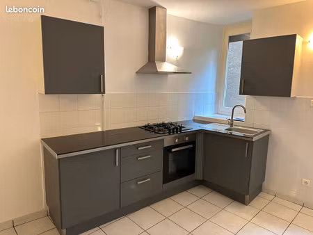 issoire centre loue 36 m²