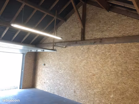 box de stockage 27 m2