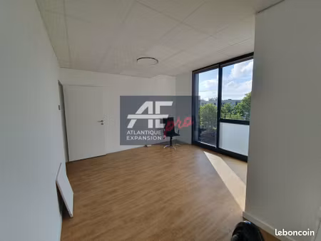 bureaux 23 m² saint nazaire