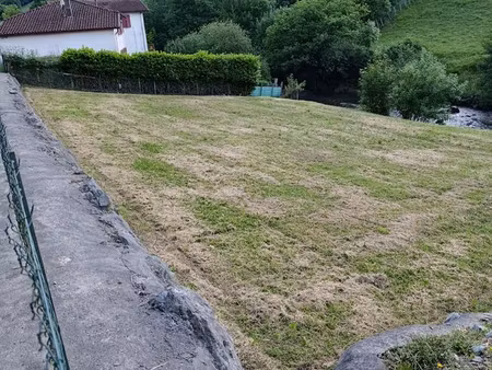 av terrain constructible