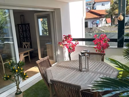 appartement 2-pièces meublé avec terrasse