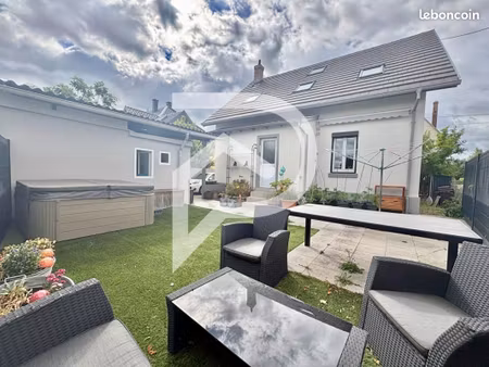 maison 6 pièces 125 m²