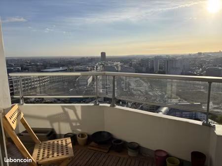 studio 1 pièce 27 m²