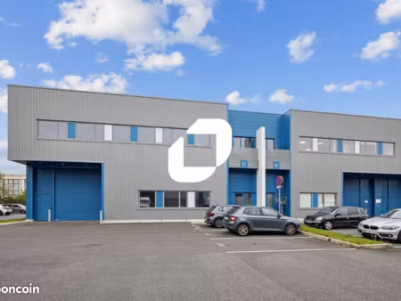 local d'activité 357 m²