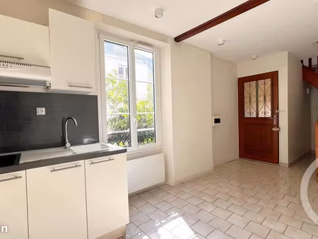maison de ville 2 pièces 28 m²