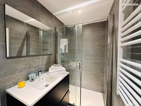 appartement 2 pièces entièrement rénové avec terrasse – juan-les-pins