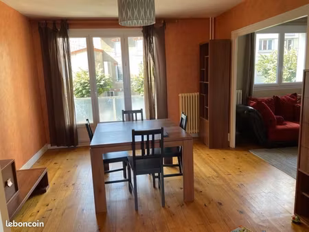 à louer appartement t4