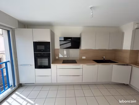 location appartement f4