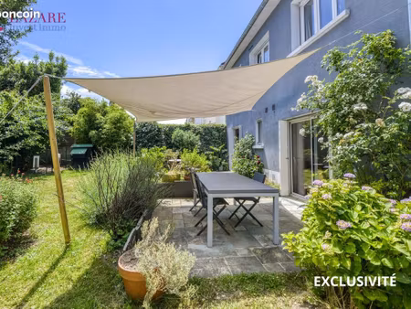 a vendre maison t9 nantes (haute mitrie)