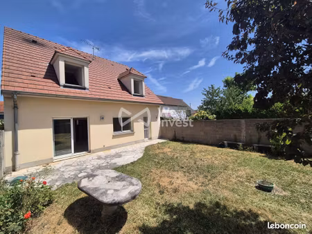 maison 6 pièces 135 m²
