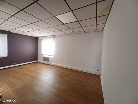 local 51 m² bressuire
