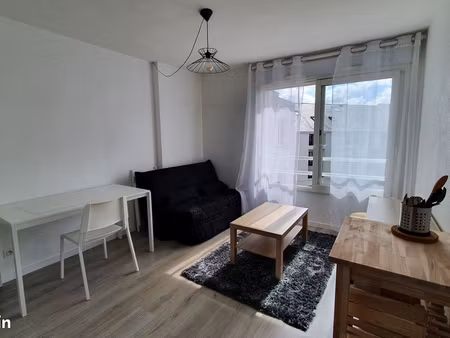 studio meublé