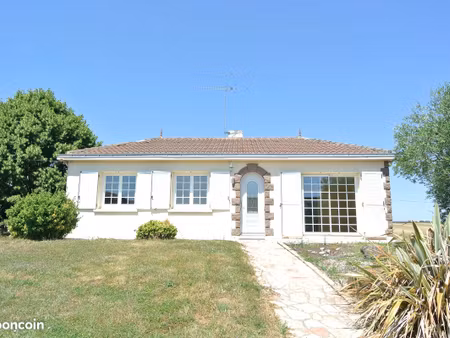 pavillon 2 ch bureau garage sur 1000 m² de terrain environ