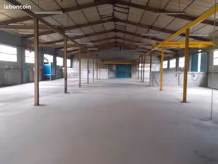 local et hangars