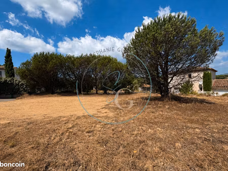 terrain 470 m² cogolin