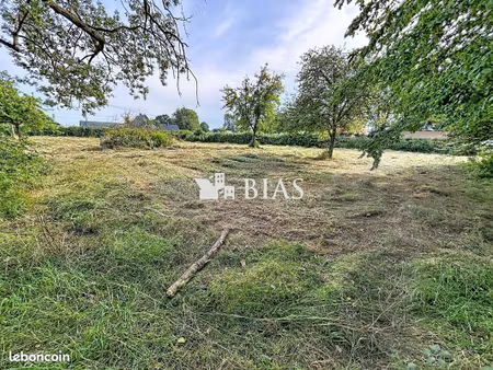 terrain 1300 m² boissay