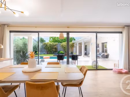 maison 4 pièces 145 m²