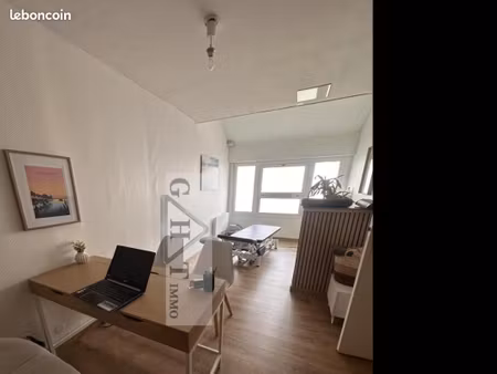 bureau 120 m²