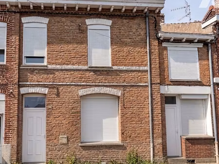 à louer : charmante maison de caractère - 3 chambres  grand jardin et garage