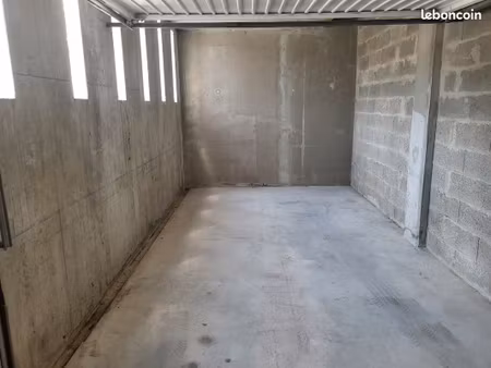 loue box garage fermé accès sécurisé saint avé centre ville