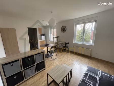studio 25 m² saint-quentin
