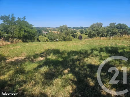 terrain 2 275 m² rouede